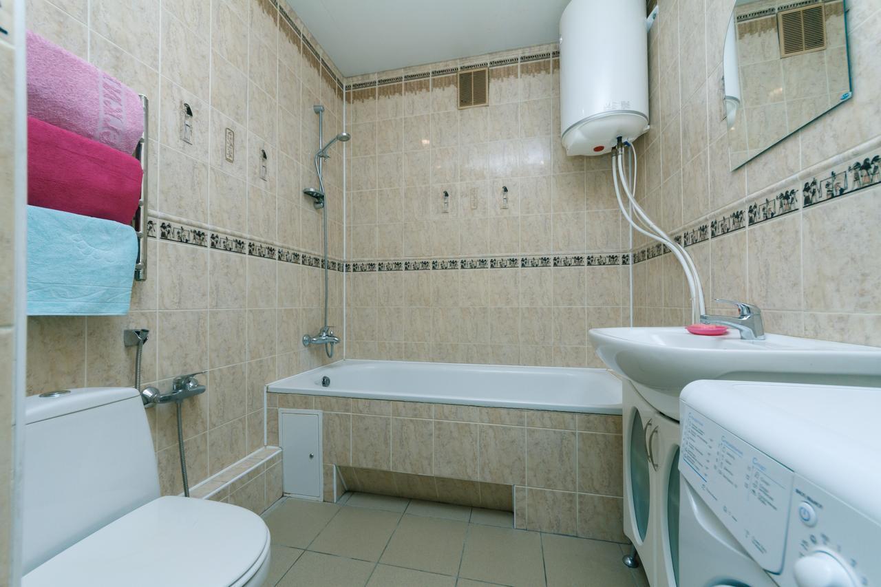 Apartment Poznyaky-Bazhana 基輔 外观 照片