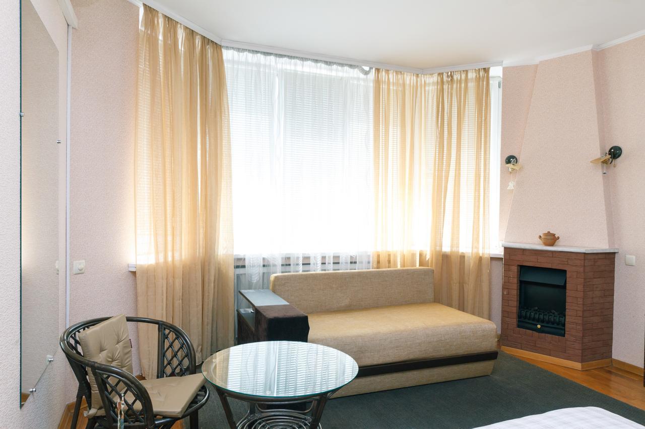Apartment Poznyaky-Bazhana 基輔 外观 照片
